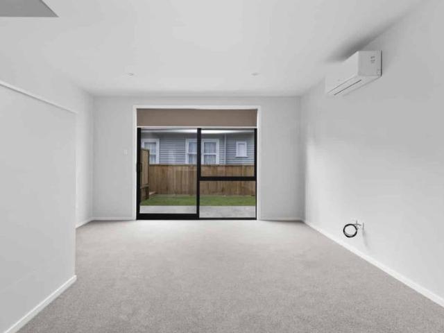 Modern Living in a Fantastic Location