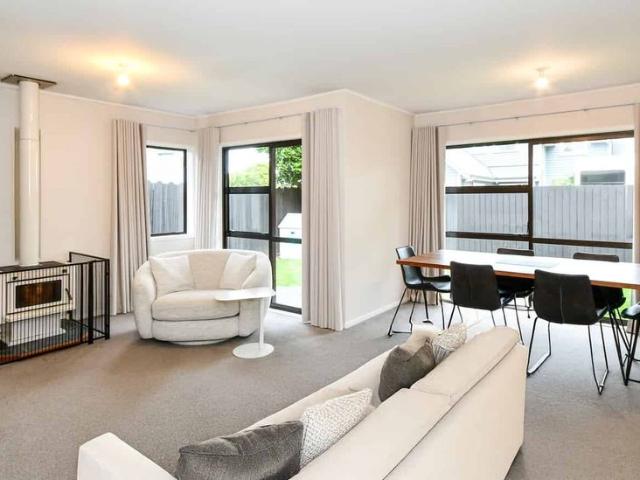 Modern Living in an Unbeatable Location