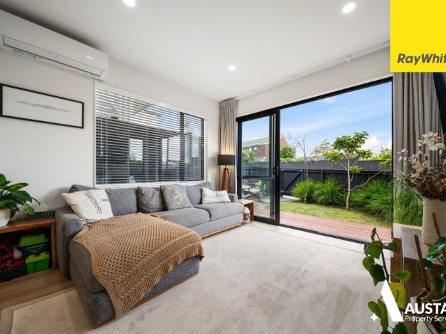 Modern Living in the Heart of Te Atatu South