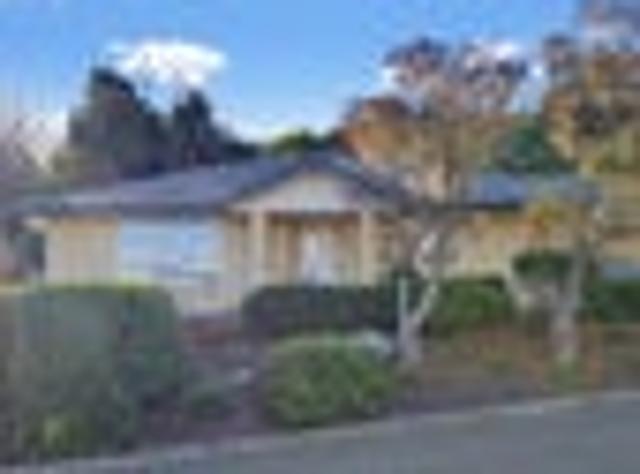 Modern Living. Stunning Views. Walk to the City