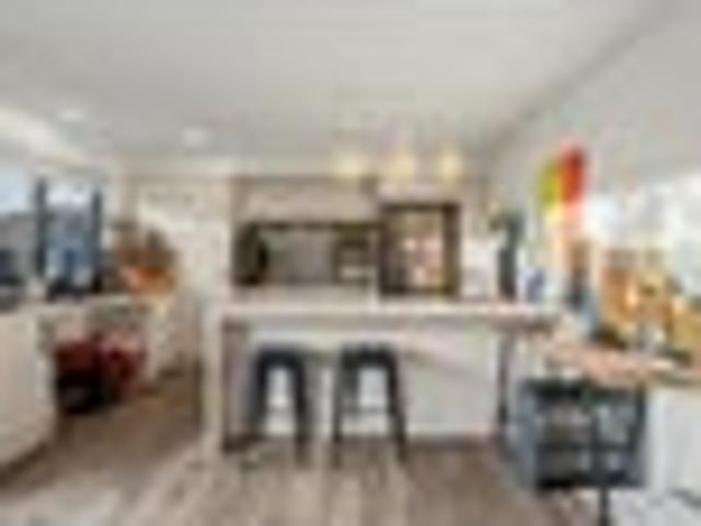 Modern Living, Smart Investing $695K $740K