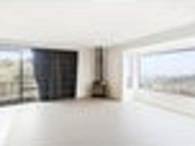 Modern living with views to match