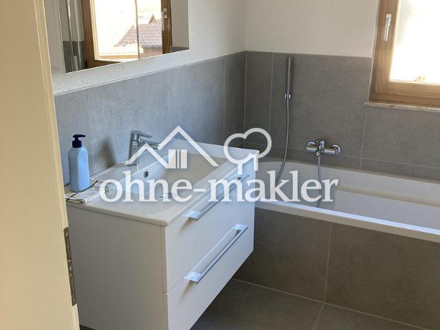 Modern | Lichtdurchflutete frisch renovierte 4,5 Zimmer Erdgeschosswohnung