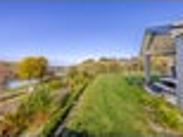 Modern Lifestyle Living Stunning Views