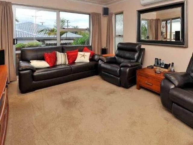 Modern Lifestyle 3 Bedroom Manurewa