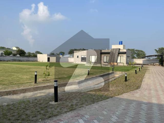 Modern Luxury Farmhouse For Rent On Daily Basis