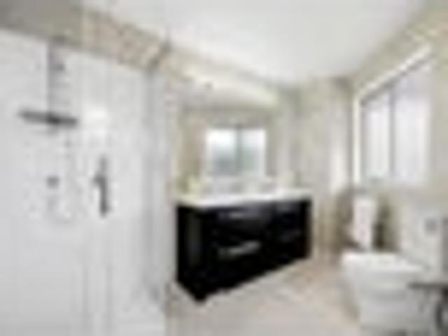 Modern Luxury & Views in Double Westlake Zone