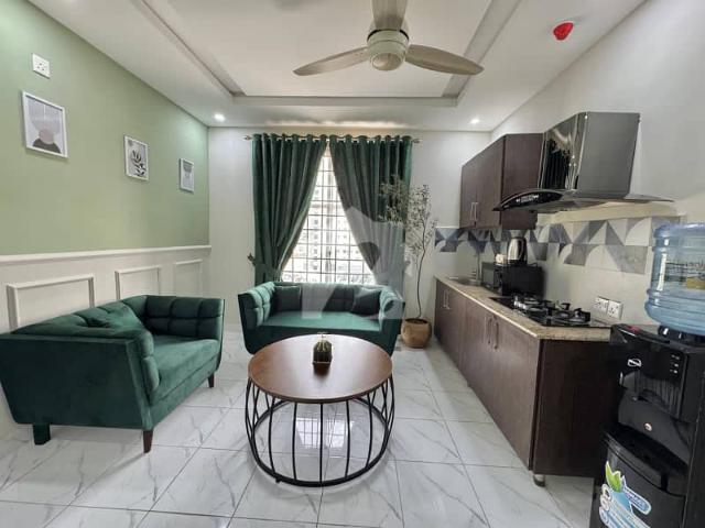 Modern Luxury 1 Bed Fully Furnished Apartment For Rent Serene Heights, Gulberg Greens