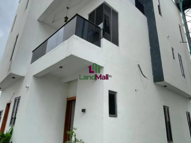 Modern Luxury 5 Bedroom Fully Detached Duplex With BQ at Ajah, Lekki