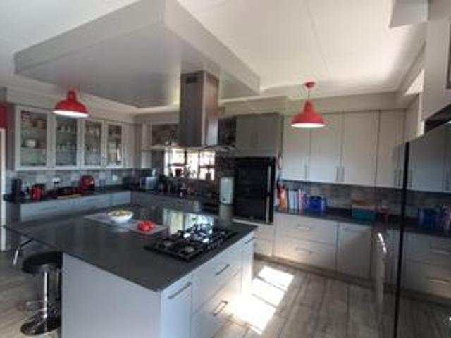modern & move in ready family home –.