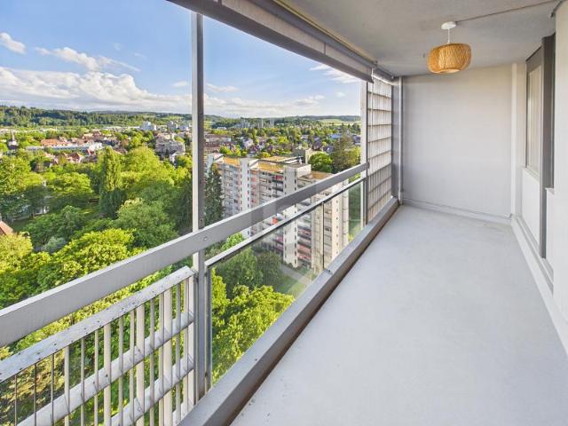 MODERN MIT PANORAMA WEITSICHT