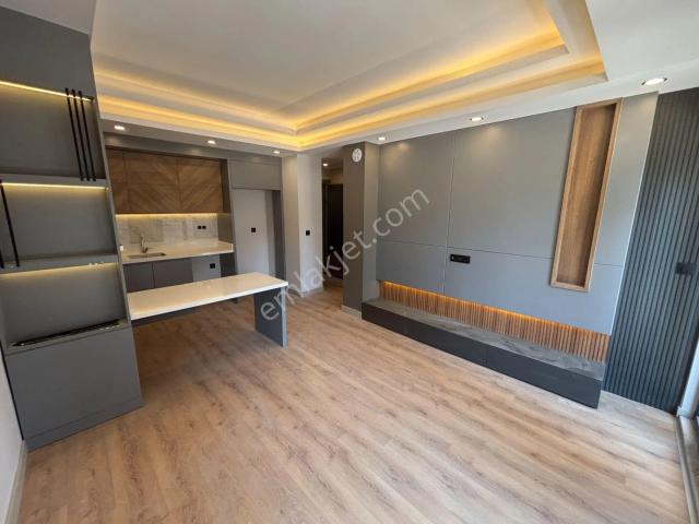 Modern Mimarili, Site İçi Yaşam Ve Yatırıma Uygun Lüks Daire