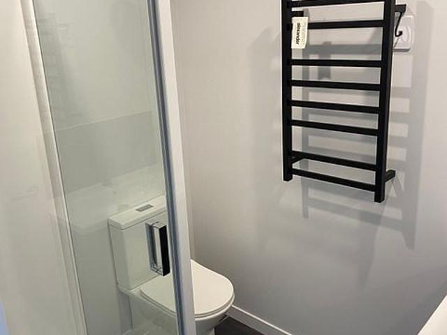 Modern new build 2 bedroom, 2 bathroom townhouse