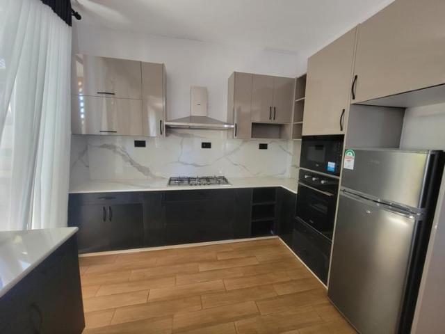 Modern new 4 bedroom plus SQ for sale on Mombasa Road, Athi River