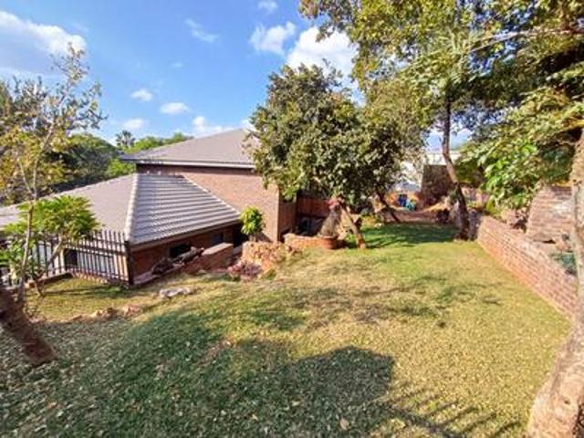 modern, newly build, 3 bedroom 2,5 b.
