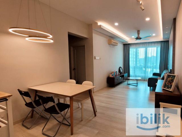 Modern Newly Renovated Medium Room Available in Subang Jaya Condo