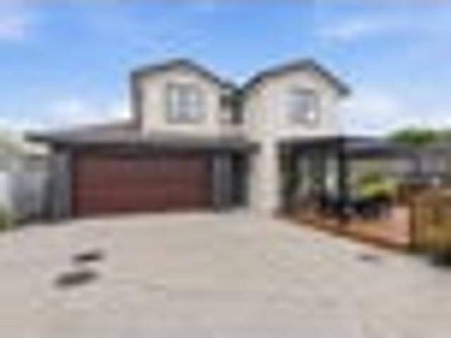 Modern Sophistication in Remuera