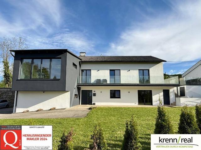 Modern saniertes Einfamilienhaus mit Pool, Garten & Waldanteil