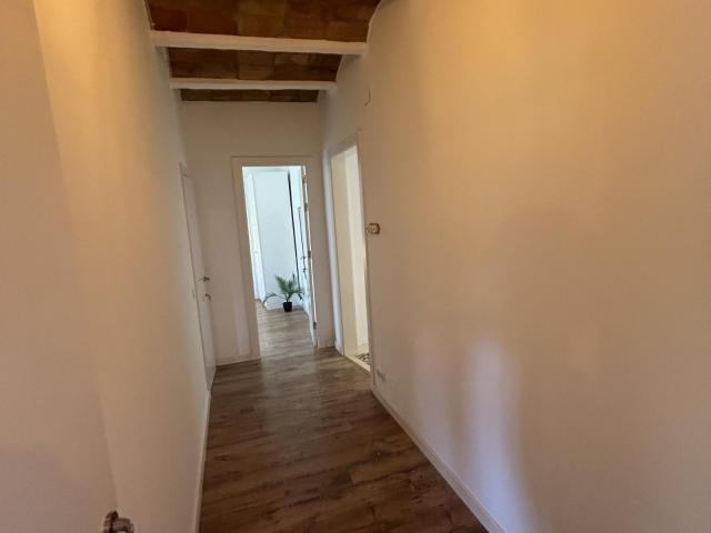 Modern single bedroom in shared flat in the vicinity of the Parc de Montjuïc