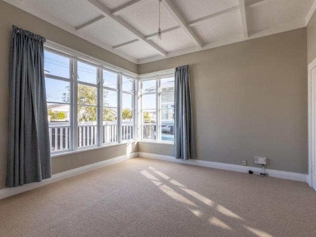 Modern spacious family home in Westmere