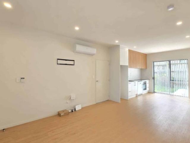Modern & Spacious Living Near Middlemore Hospital