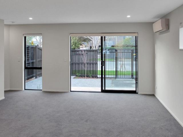 Modern, Spacious & Sunny