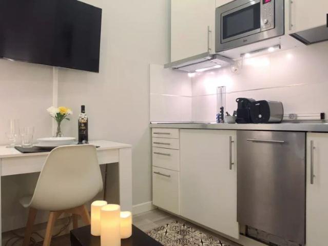 Modern studio apartment for rent in Centro