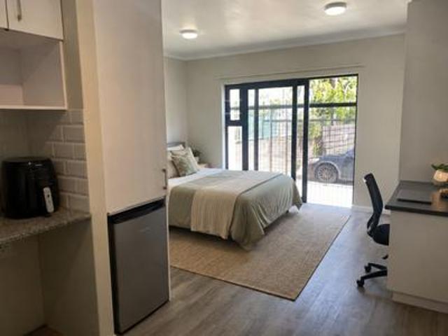 modern studio in prime location read.