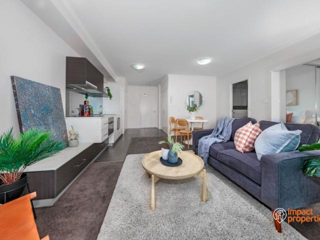 Modern & Stylish Living in the Heart of Greenway