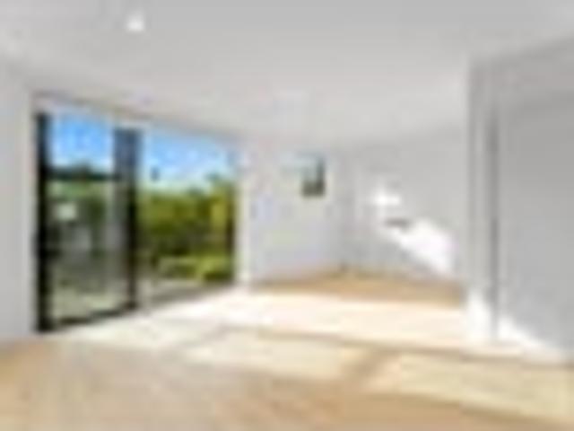 Modern Parkside Living