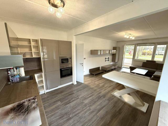 MODERN WOHNEN IM GRÜNEN: GROSSZÜGIGE 3 ZIMMER WOHNUNG MIT LOGGIA & STELLPLATZ IN WIENER NEUDORF ZU MIETEN!
