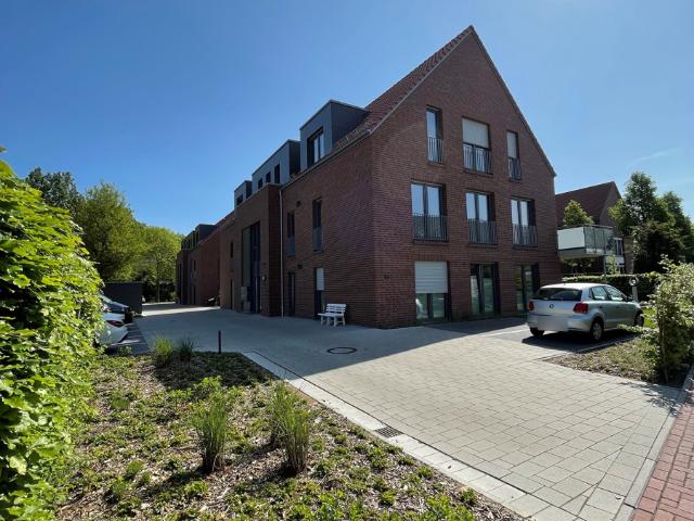 Modern wohnen in Edewecht: Neuwertige 3 ZKB Wohnung frei ab 01.05.2026!