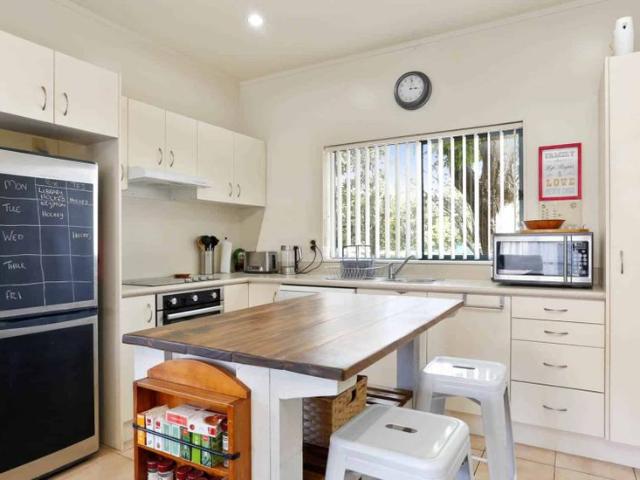 Spacious 3 bedroom home with great location!