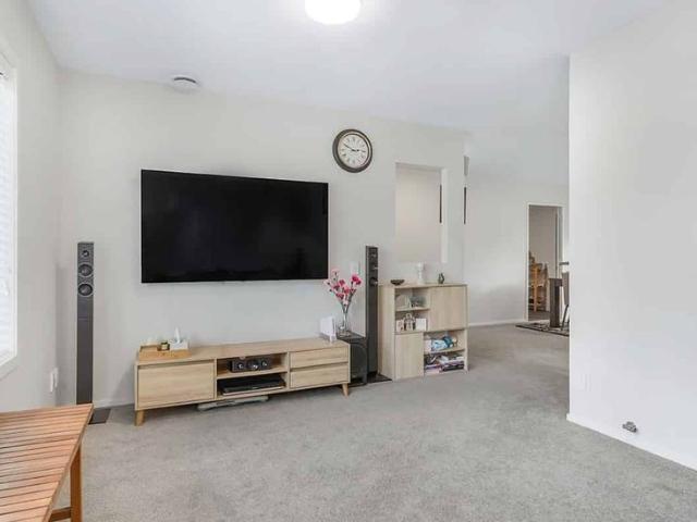Modern Townhouse in Enderley – Great Location!