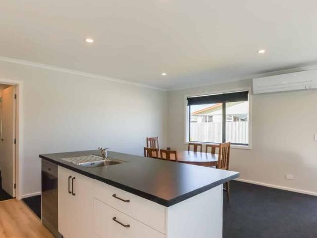 Modern Three Bedroom Townhouse