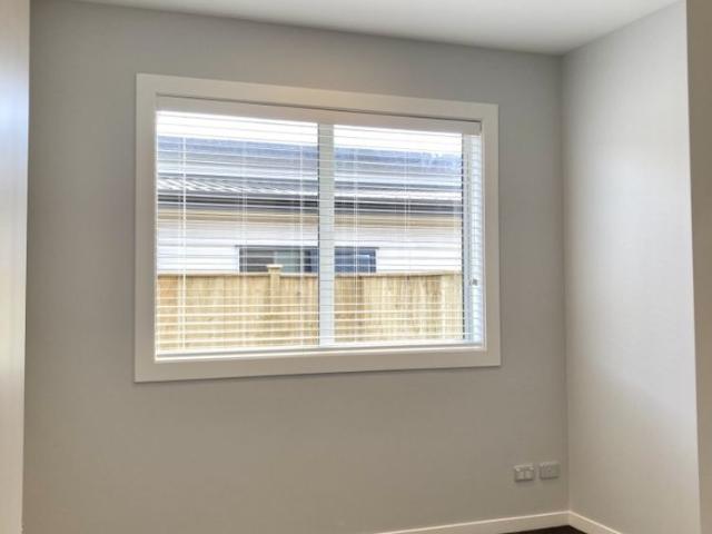 Modern Two Bedroom Attached Unit Pet Friendly!