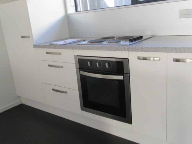 Modern Two Bedroom Townhouse Central City