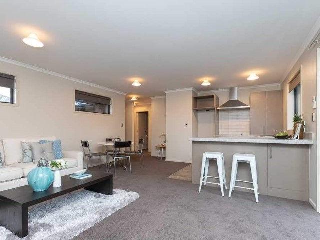 Modern Two bedroom Unit – Parking For Two