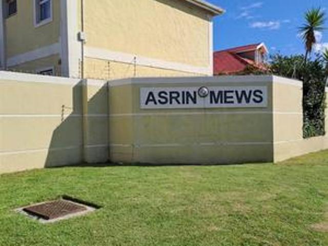 modern unit in asrin mews, wynberg