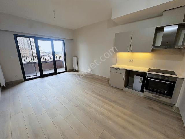Modern Yaka Tek Yetkili Satış Ofisinden 1+1 Satılık my324