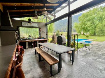 Moderna casa con vista a los cerros del Palpi, Paine