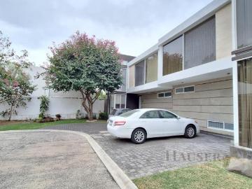 MODERNA CASA con 4 recamaras cerca Glorieta Tlaltenango