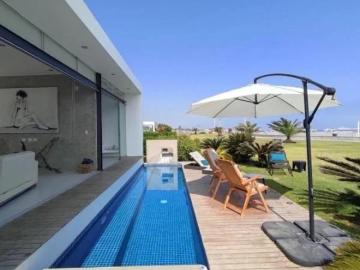 Moderna casa de playa en venta en primera fila playa bora en asia
