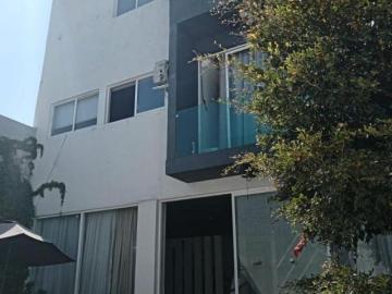 Moderna casa en venta en COL ECHEVARRIA en GDL $5´700,000