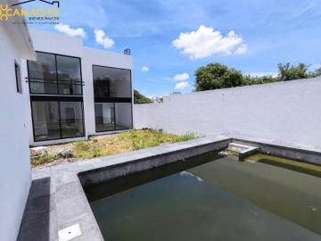 Moderna Casa en Venta en Real de Oaxtepec OLC 4219