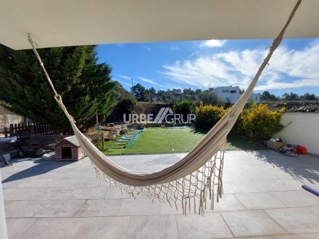 MODERNA CASA EN VILADECAVALLS, ZONA EXCLUSIVA