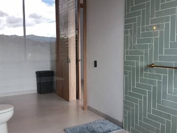 Moderna casa para renta en el Retiro