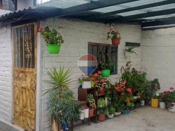 Moderna Casa Rentera en venta