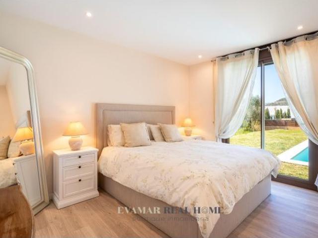 Moderna Villa con Vistas a la Serra de Tramuntana en Bunyola – Eficiencia y Diseño