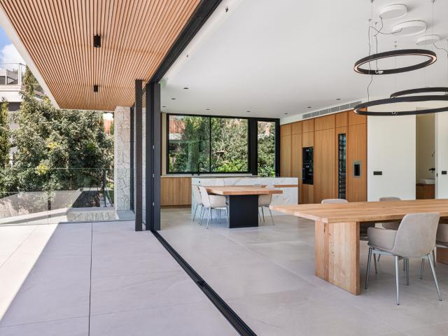 Moderna villa de obra nueva con piscina en Bendinat
